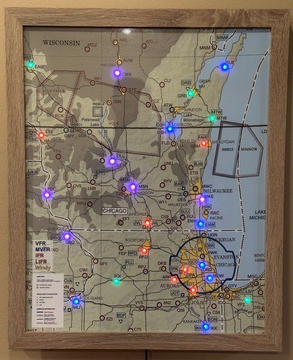 Live Maps display showing marine conditions along the coastline